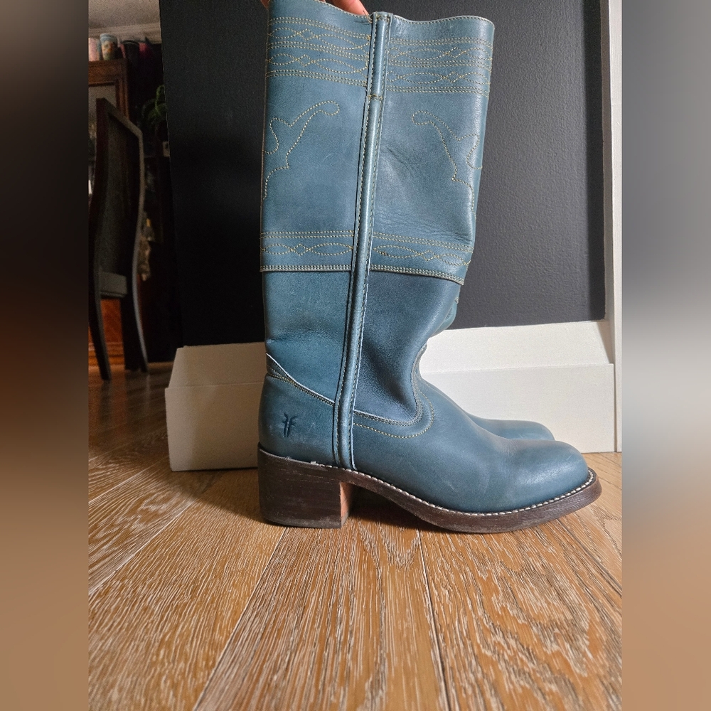 RARE HARD TO FIND Frye Blue Heeled Boots with Western Charm Genuine Leather